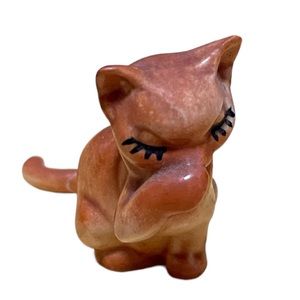 Rare Hagen Renaker Orange Thumb Sucking Cat